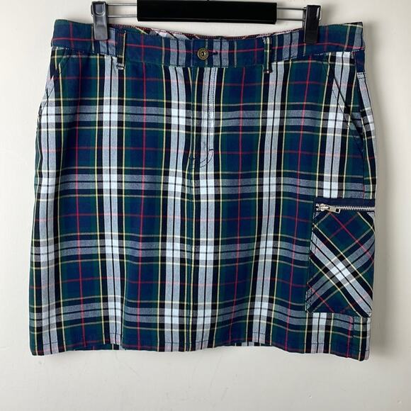 Tommy Hilfiger Dresses & Skirts - Tommy Hilfiger Plaid Cargo Skirt  - Size 12